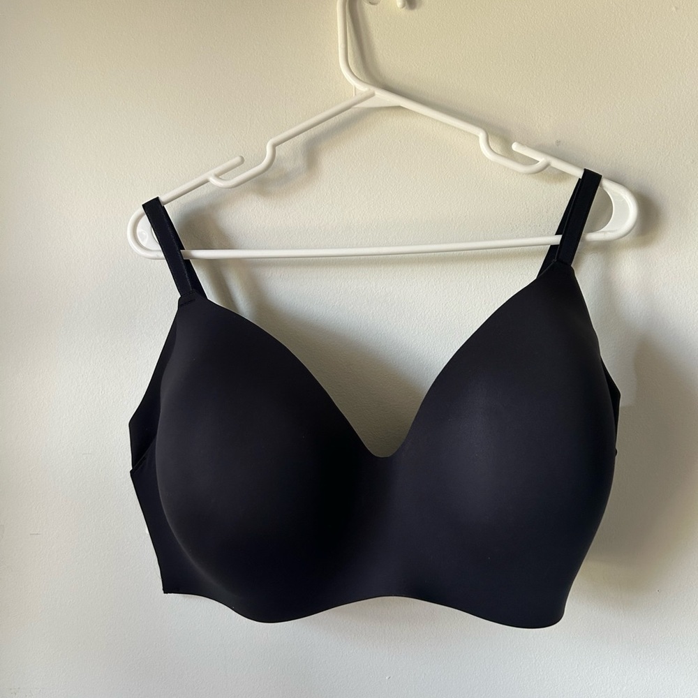 Knix  WingWoman Lightly Padded Soft Shell Bra‎